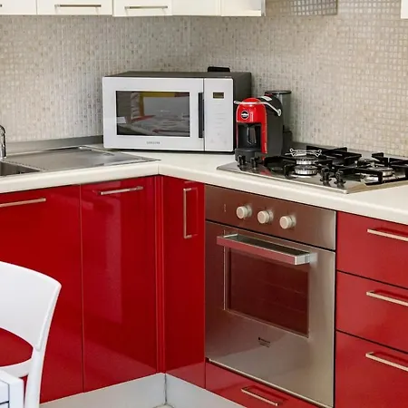 Casa In Centro Con Garage Apartmán *