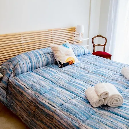 Casa In Centro Con Garage Apartment *