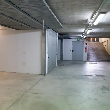 Casa In Centro Con Garage *