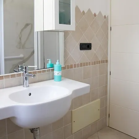 Casa In Centro Con Garage Alghero